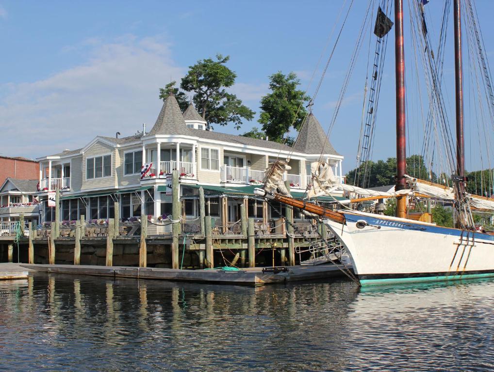 Grand Harbor Inn Camden Buitenkant foto